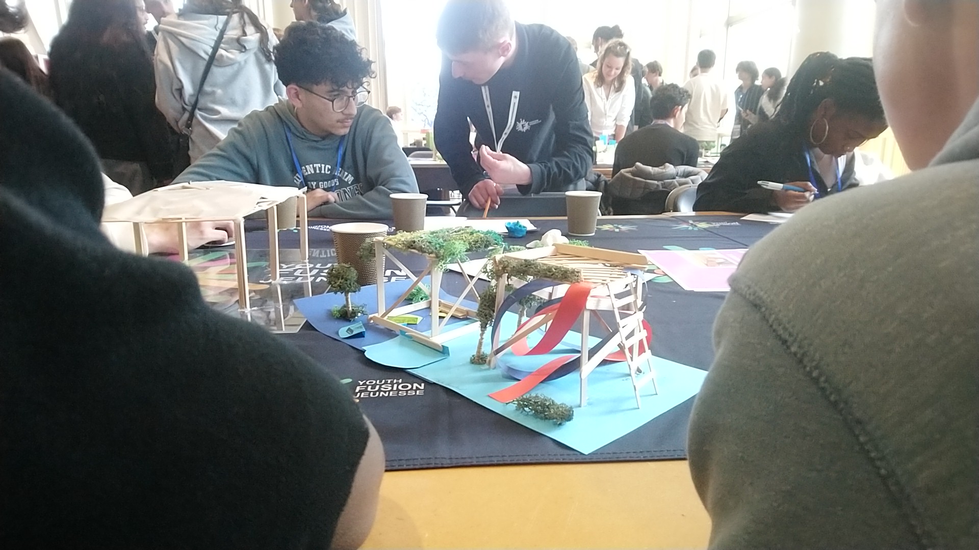 En équipe, les jeunes imaginent le devenir de la gare de Bordeaux avec Fusion Jeunesse